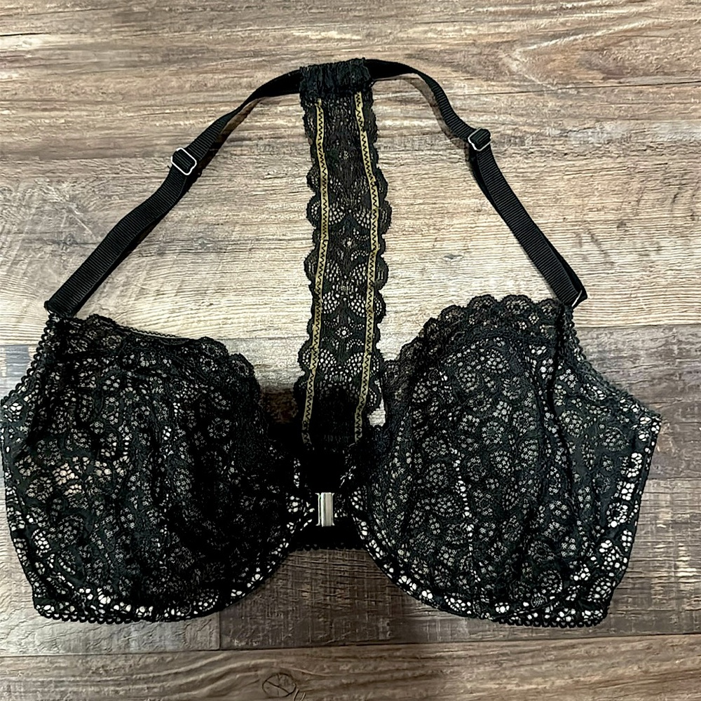 Victoria’s Secret Dream Angels Unlined Demi Bra
